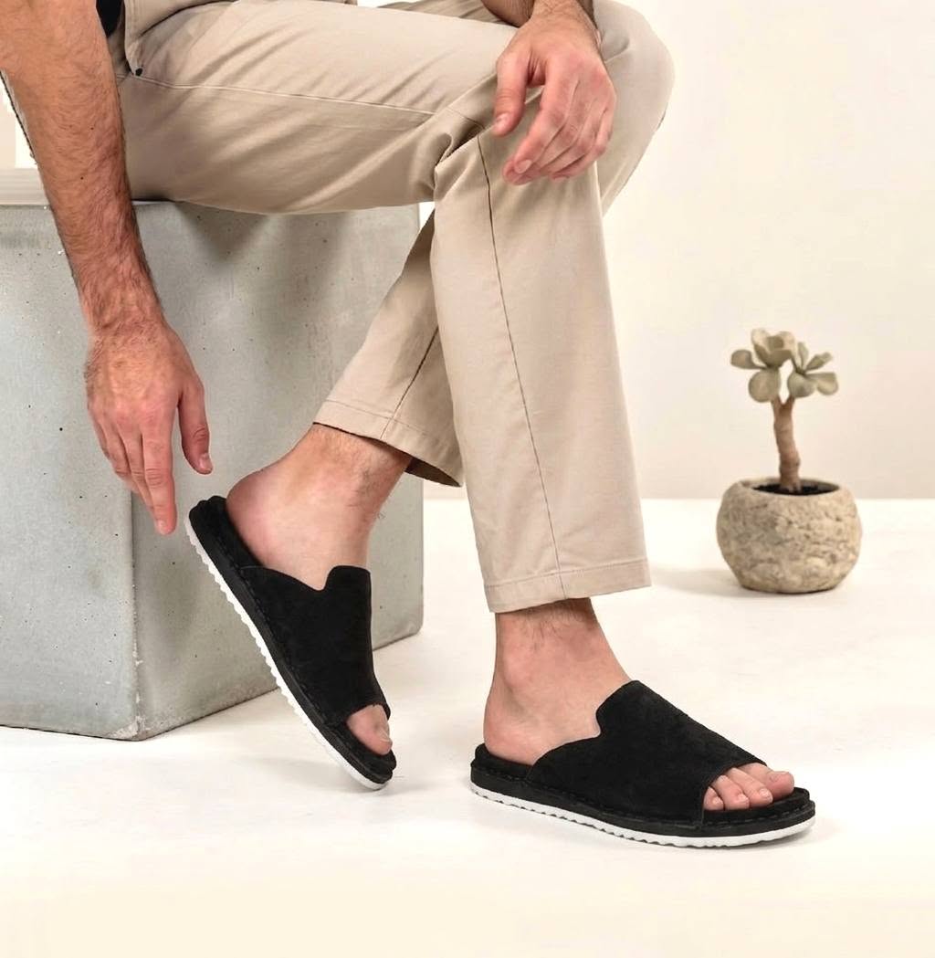 Mr. SHOES PREMIUM SLIDES BLACK